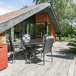 4 Person Holiday Home In Oksbol בית נופש *